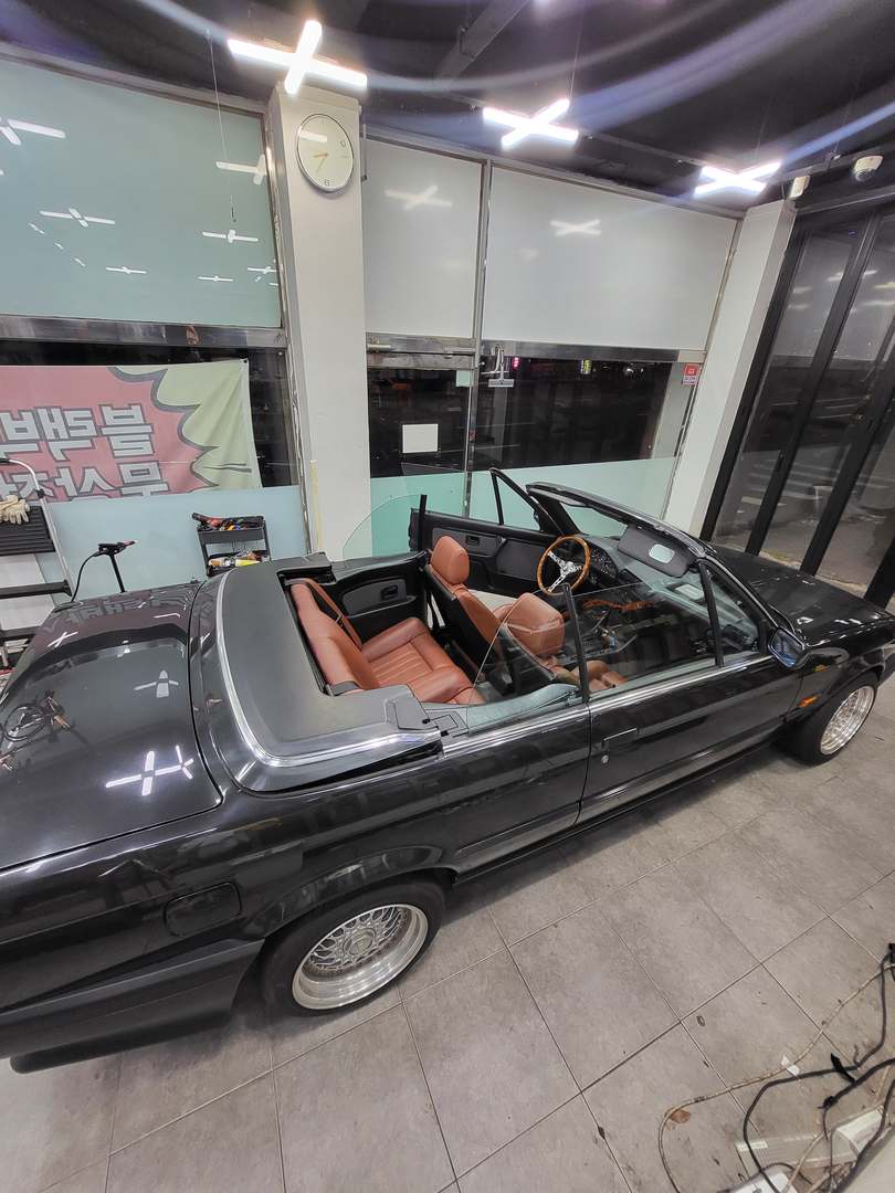 E30 컨버터블 측면