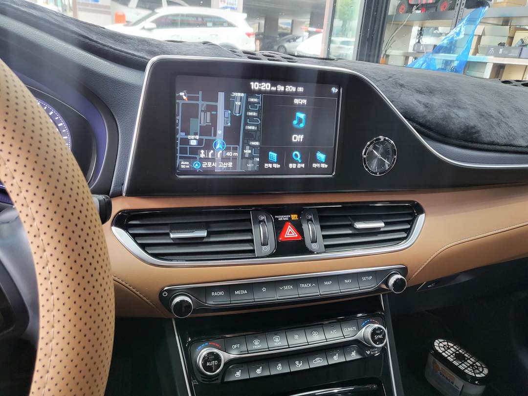 작업 전 순정 내비게이션